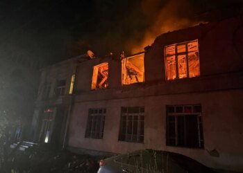 Під час масованої атаки на Одесу пошкоджені будинки, дитсадок і ТЦ, 16 постраждалих