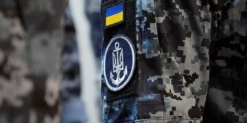 ВМС уразили катери рф, які охороняли Керченський міст – показали відео