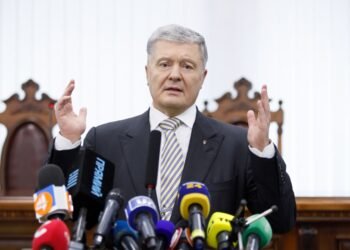 Мудрая ответила на заявления Порошенко о давлении на суд: “Это эмоциональное нагнетание”