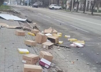 Паски розлетілися по дорозі: ворог атакував великодній вантаж на Дніпропетровщині