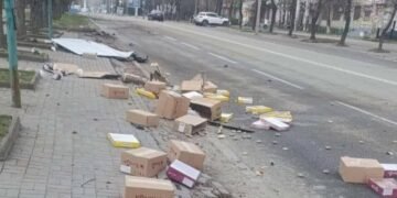 Паски розлетілися по дорозі: ворог атакував великодній вантаж на Дніпропетровщині