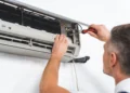 Технічний стан кондиціонера: чому він гірше охолоджує з кожним роком і що за цим стоїть