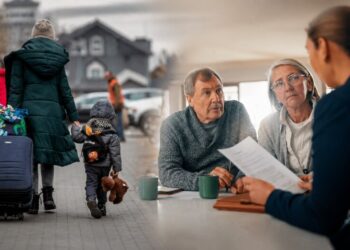 ПФУ напомнил ВПЛ о важном сроке: кому продлили выплаты помощи на проживание