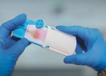 База ДНК защитников: как в Украине работает обязательный сбор генетического материала