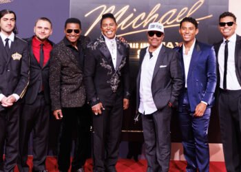 На премьере байопика “Майкл” в Голливуде появился сын Короля поп-музыки