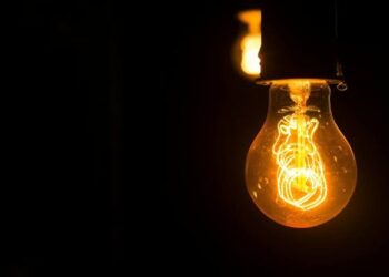 Дніпро та область залишаться без світла: вводять обмеження для населення і промисловості