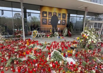 Делегація «Динамо» взяла участь у церемонії прощання з Мірчею Луческу в Бухаресті