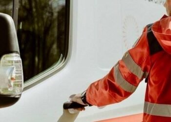 Понад пів сотні постраждалих: що відомо про стан поранених через атаки по Дніпру