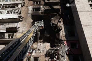 Двоє загиблих та 11 постраждалих, серед них — двоє дітей: вночі ворог атакував Дніпро та область безпілотниками