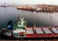 Оккупанты дроном атаковали судно в морском коридоре Украины, возник пожар