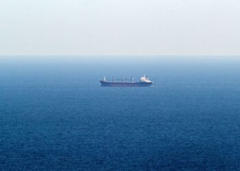 Швеция задержала балкер, направлявшийся из России