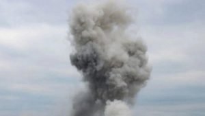 Ворог вдарив безпілотниками по Дніпру: є постраждалі