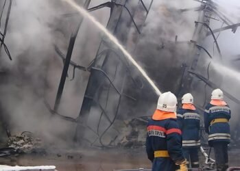 После атаки Сил обороны в Нижегородской области РФ пылает стратегический НПЗ