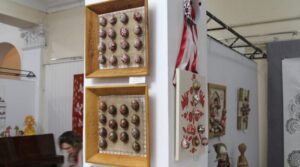 Нас Великдень єднає: у Дніпрі відкрили виставку