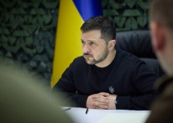 Україна не рекомендує представникам іноземних держав перебувати у москві 9 травня – Зеленська