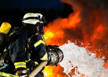 Удар дронів по Харкову: знищено та пошкоджено дев'ять автомобілів