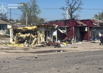 У Мерефі кількість постраждалих від атаки рф продовжує зростати, оголошено триденну жалобу