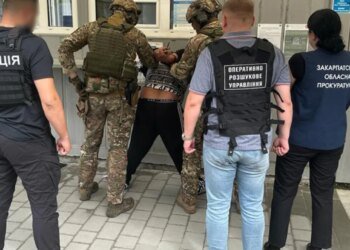 Планував отримати 25 тисяч доларів – на Закарпатті засудили на 10 років чоловіка за спробу продати немовля за кордон