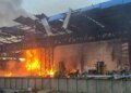Ворог протягом доби тричі цілеспрямовано вдарив по депо "Нової пошти" у Харкові