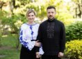 Зеленський з дружиною показали фото у вишиванках