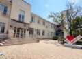У Севастополі обвалився балкон з випускниками після ремонту за $2 млн – ЦПД