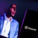 Утечка раскрывает первые подробности о смартфонах от OpenAI