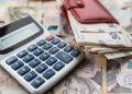 До 3100 гривен: ПФУ назвал, кому выплатят помощь ко Дню Независимости