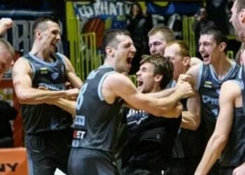 Домінування без поразок: «Дніпро» знову на вершині України