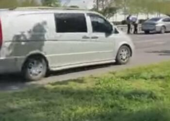 У Дніпрі зіткнулися чотири авто: рух майже зупинено