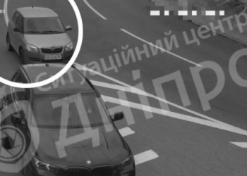 Затягується затор: у центрі Дніпра сталася ДТП, – ВІДЕО