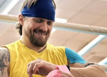 Бій Усик – Верховен: які пояси забере переможець і до чого тут «Король Нілу»?