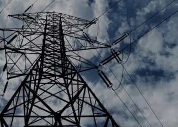 В Україні знеструмлено дев'ять областей внаслідок ворожих обстрілів та негоди