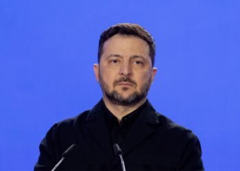 РФ подготовила массированный удар: Зеленский обратился к украинцам