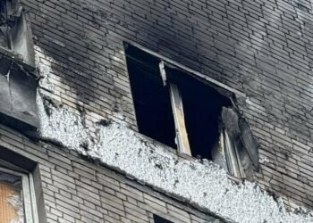 “Шахед” влетів у квартиру у Дніпрі: постраждали діти