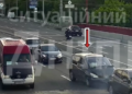 Сильний удар і задимлення: потрійна ДТП на мосту у Дніпрі, – ВІДЕО