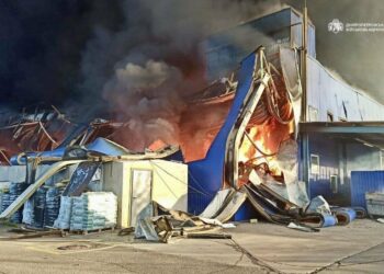 Дніпропетровщина під масованою атакою: десятки ударів, поранені та пошкоджені будинки