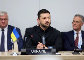 Зеленський анонсував спеціальну Ставку за участі командирів корпусів та основних виробників зброї і засобів