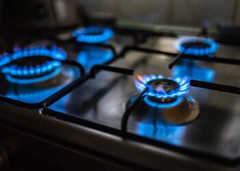 Украинцам с газом придется заплатить до 2000 грн: за что выставят счет