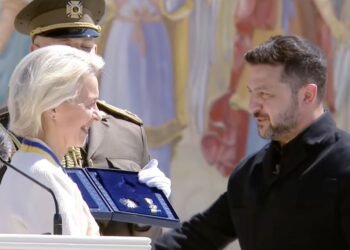Зеленский наградил фон дер Ляйен орденом, которого еще ни у кого нет