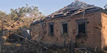 Дітей вивозять примусово: на Дніпропетровщині оголосили евакуацію