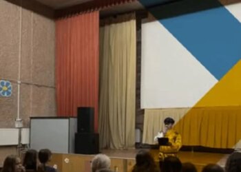 Окупанти переписують історію для українських дітей – ЦНС