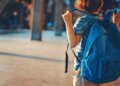 Українські родини почали отримувати кошти за програмою Пакунок школяра