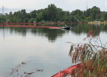 У Києві озеро Кирилівське знову забруднено після ворожего удару