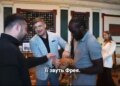 Кроуфорд подарував Зеленському цуценя Фрею, названу на честь майбутньої антибалістичної системи FREYJA