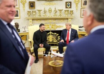 The Atlantic: Зеленский попросил Трампа повлиять на Маска ради ударов по РФ