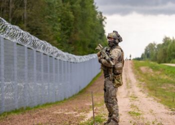 Латвия закрыла единый пункт пропуска на границе с Беларусью