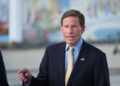 В США хотят ударить “кувалдой” по России: сенатор назвал сроки