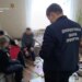 Били, морили голодом і саджали на ланцюг – у Дніпрі подружжя обвинувачують у катуванні шістьох дітей