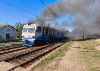 Війська рф вдарили по електричці на Харківщині, двоє людей зазнали серйозних травм