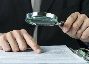 Дорогі байки та сотні тисяч від приватних клінік: що приховують декларації ректора НМУ Кучина